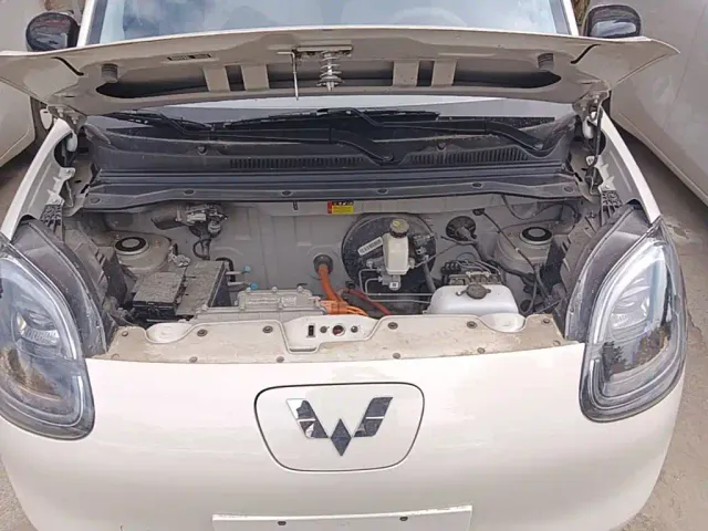 Wuling Hongguang Mini EV — Фото автомобиля 15