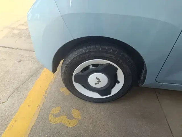 Wuling Hongguang Mini EV — Фото автомобиля 22