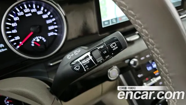 Kia Canival Carnival 4 поколение 9 мест Prestige — Фото автомобиля 16
