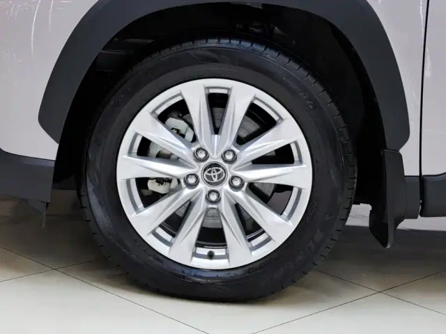 Toyota Corolla Cross — Фото автомобиля 13