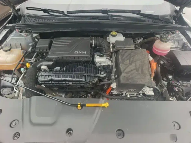 BYD Qin PLUS — Фото автомобиля 19