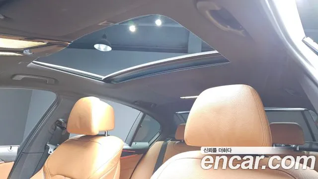 BMW 5 Series G30 — Фото автомобиля 22