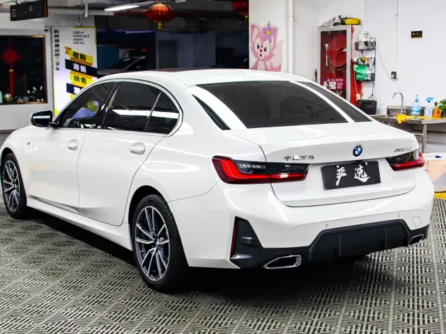 BMW 3 Series — Фото автомобиля 19