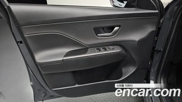 Hyundai Kona SX2 — Фото автомобиля 13
