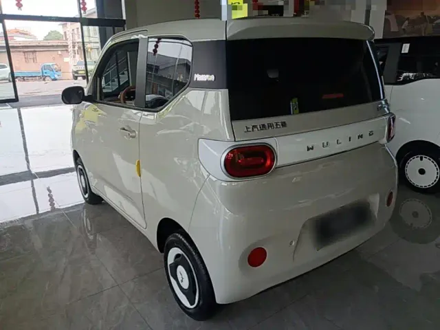 Wuling Hongguang Mini EV — Фото автомобиля 4