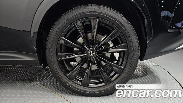 Lexus NX NX450h+ 2nd Gen — Фото автомобиля 6