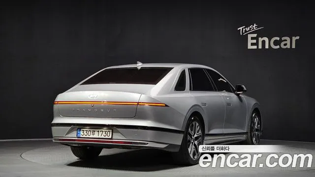 Hyundai Grandeur Grandeur (GN7) 2.5 Бензин 2WD — Фото автомобиля 2