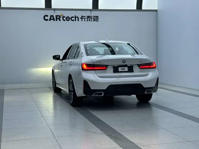BMW 3 Series — Фото автомобиля 4
