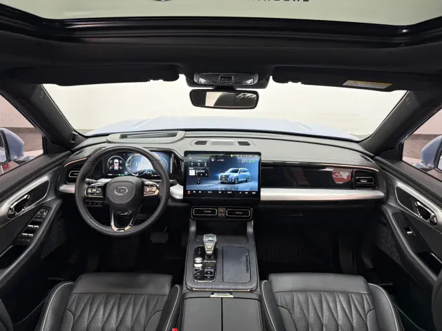 GAC Trumpchi GS8 — Фото автомобиля 6