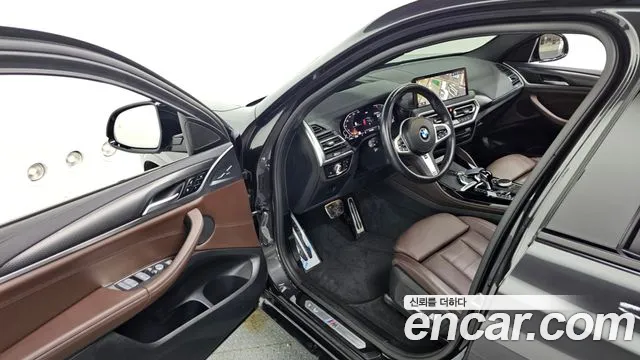 BMW X4 xDrive20i M Sport — Фото автомобиля 10