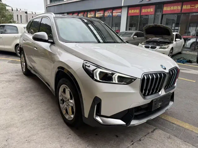 BMW X1 — Фото автомобиля 3