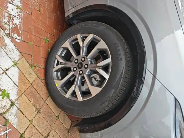 Ford Edge — Фото автомобиля 6