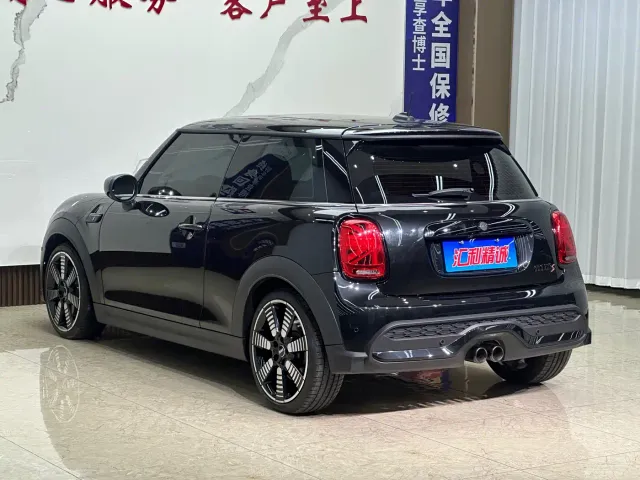 MINI Hatch — Фото автомобиля 6