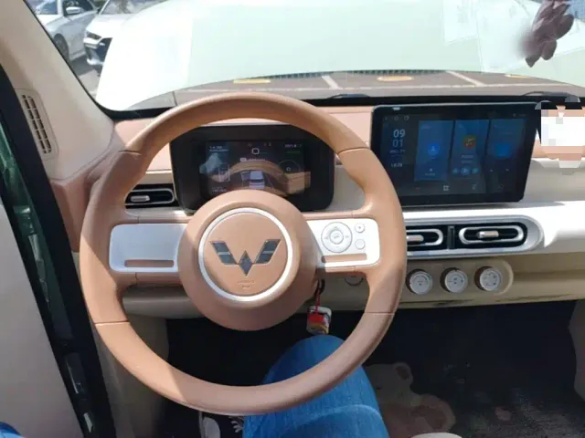 Wuling Hongguang Mini EV — Фото автомобиля 9
