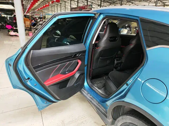 Geely Emgrand S — Фото автомобиля 6