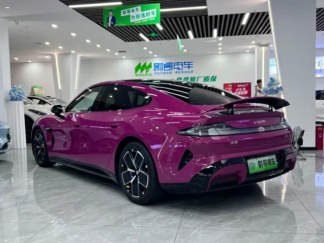 Xiaomi SU7 — Фото автомобиля 11