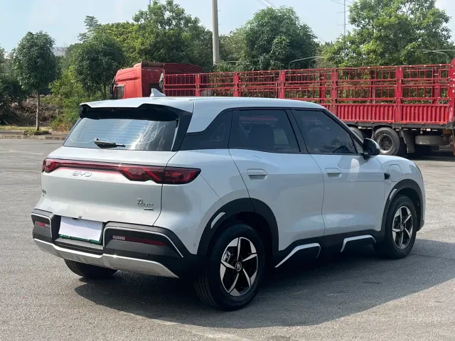 BYD Yuan UP — Фото автомобиля 5