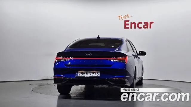 Hyundai AVANTE Avante (CN7) — Фото автомобиля 4