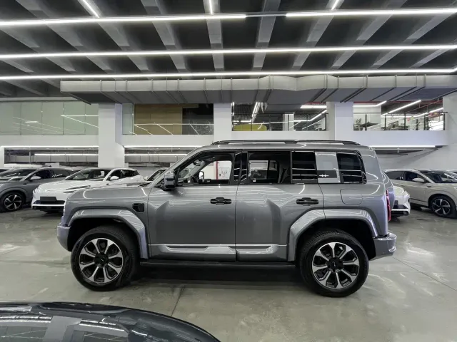 BYD FangChengBao Leopard 5 — Фото автомобиля 3
