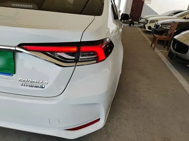 Toyota Corolla — Фото автомобиля 7