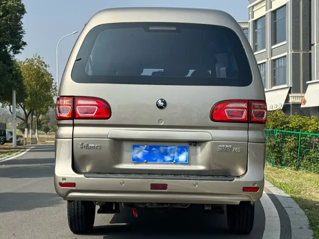Forthing Lingzhi — Фото автомобиля 4