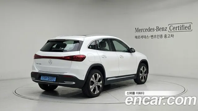 Mercedes-Benz EQA — Фото автомобиля 2