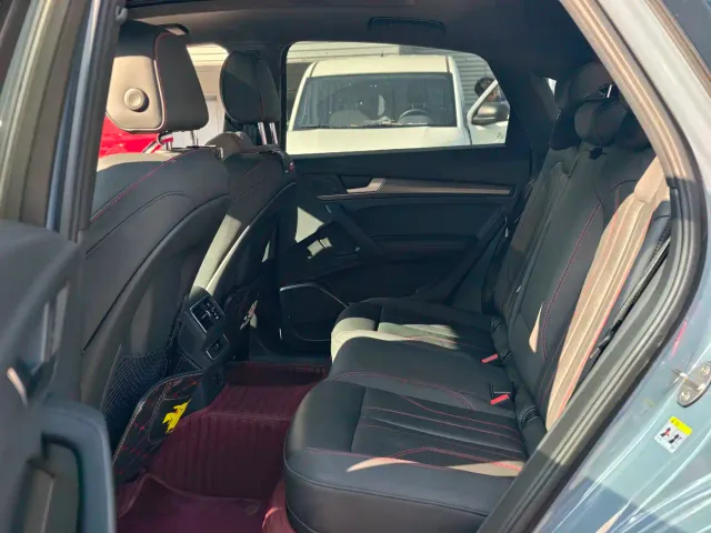 Audi Q5L — Фото автомобиля 17