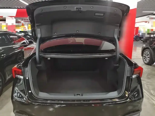 Buick LaCrosse — Фото автомобиля 18