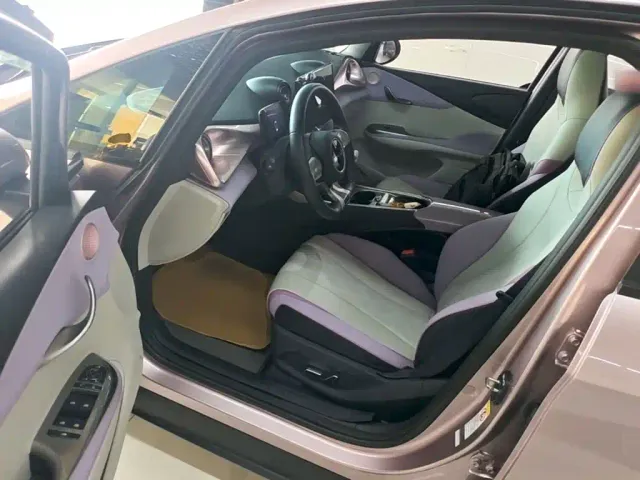 BYD Dolphin — Фото автомобиля 15
