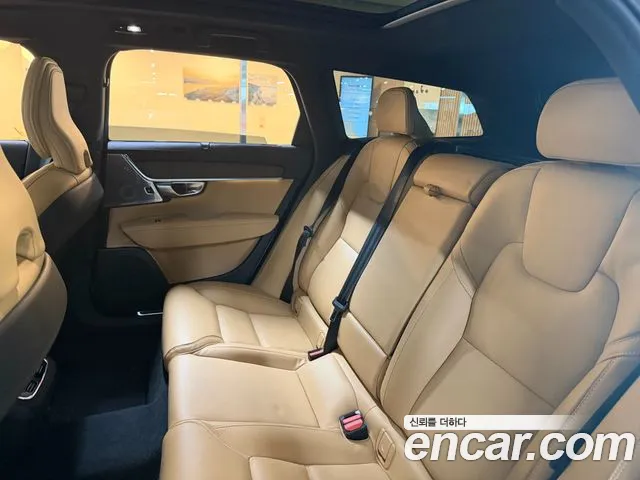 Volvo V90 — Фото автомобиля 11