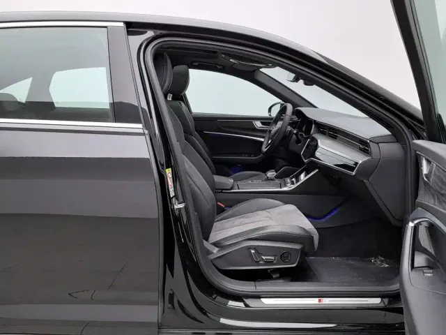 Audi A6L — Фото автомобиля 23