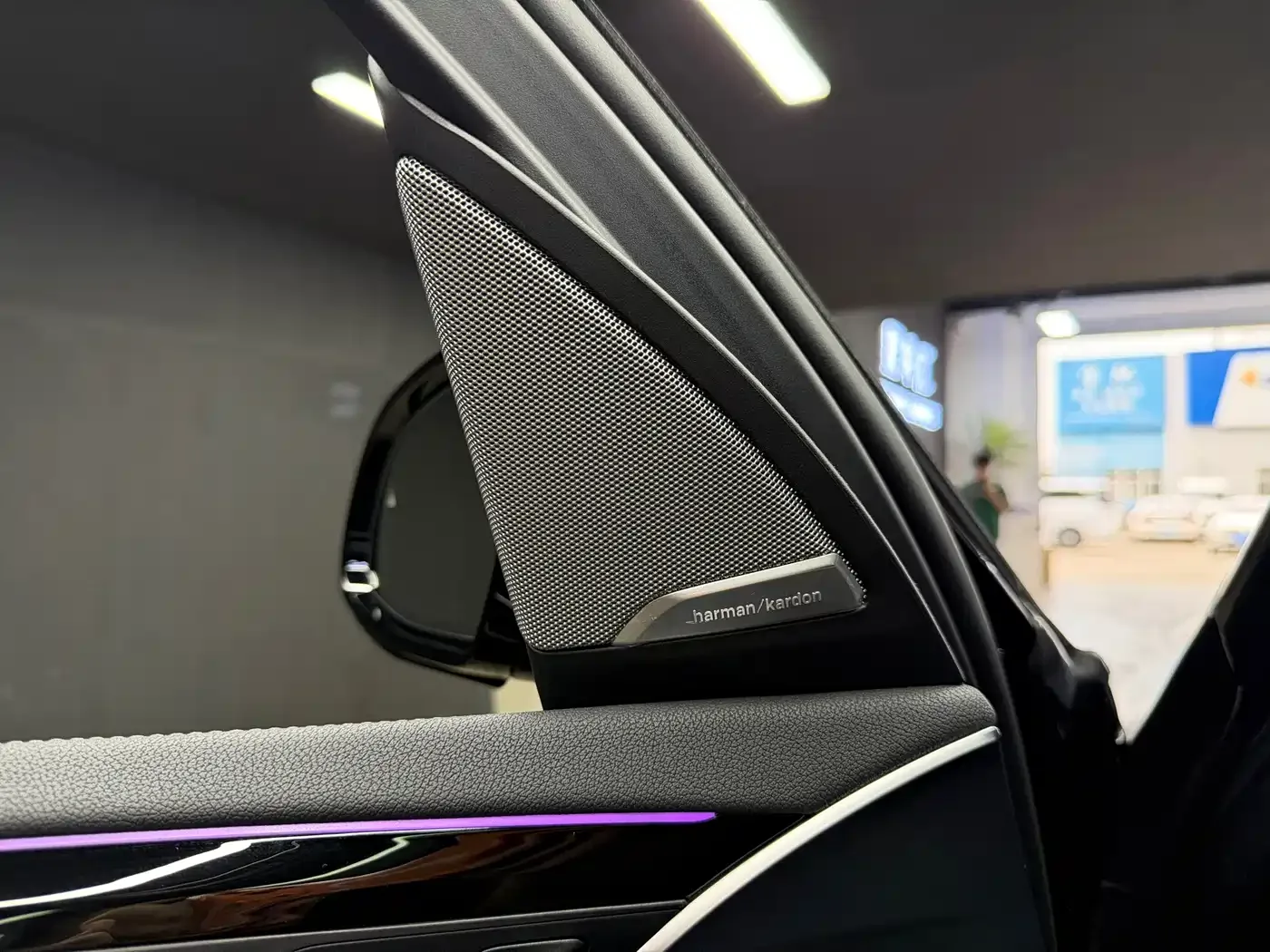 BMW BMW iX3 2022 Leading Edition — Фото автомобиля 19