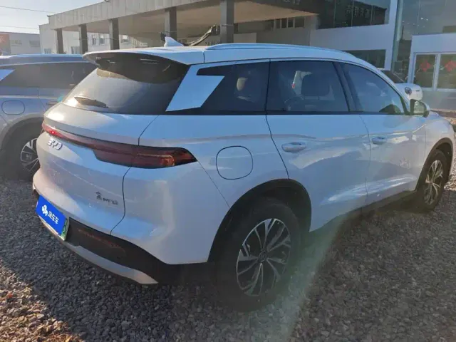 BYD Song Pro — Фото автомобиля 3