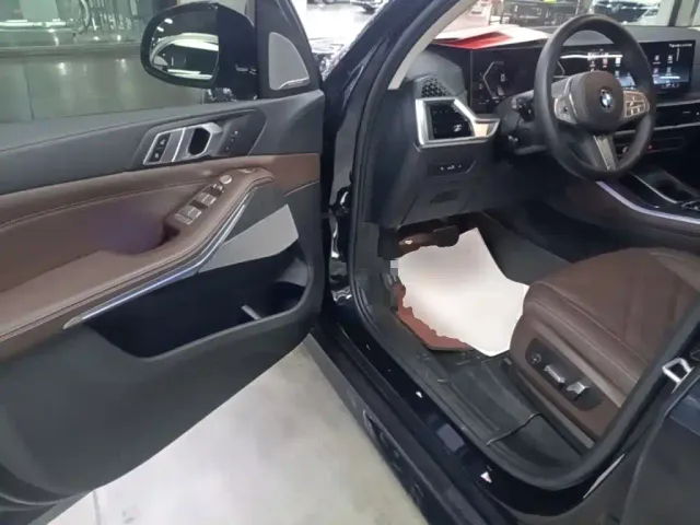 BMW X5 — Фото автомобиля 15
