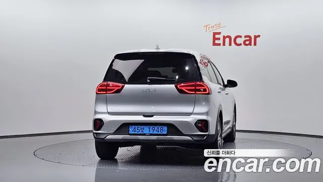 Kia Niro Niro Plus Air — Фото автомобиля 3