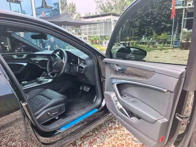 Audi A6L — Фото автомобиля 5