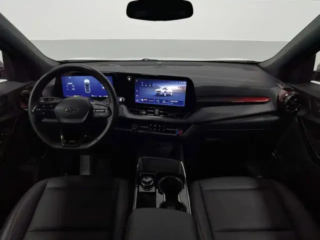 Chevrolet Equinox Plus — Фото автомобиля 5