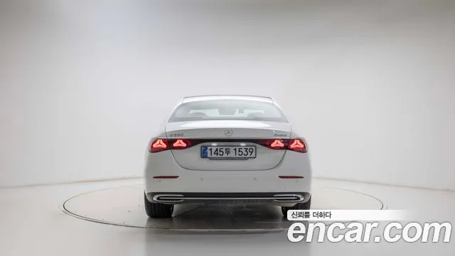 Mercedes-Benz E-Class W214 — Фото автомобиля 4