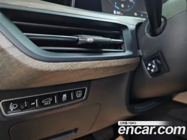 Kia K8 Hybrid — Фото автомобиля 12