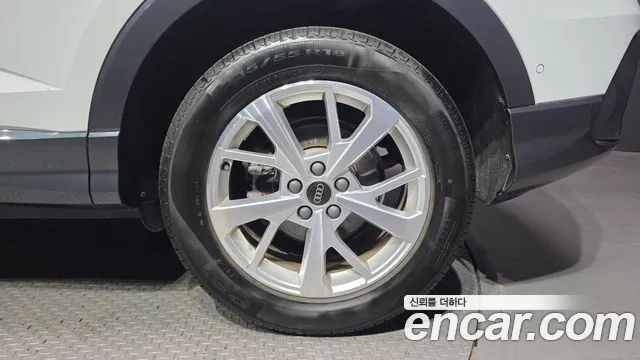 Audi Q3 40 TFSI quattro — Фото автомобиля 17