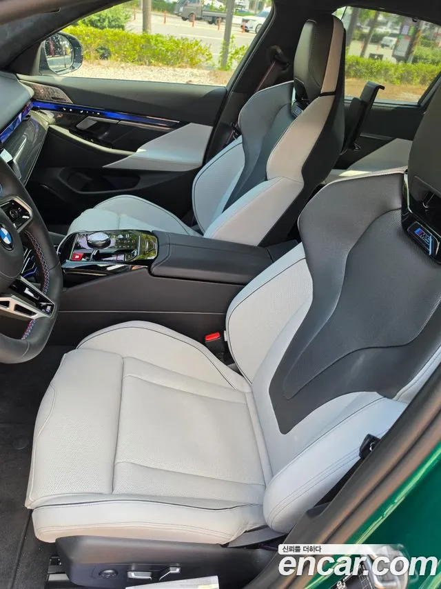 BMW M5 G90 — Фото автомобиля 5