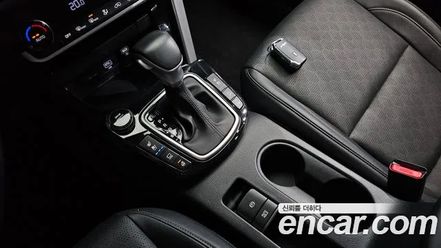 Kia Seltos — Фото автомобиля 9