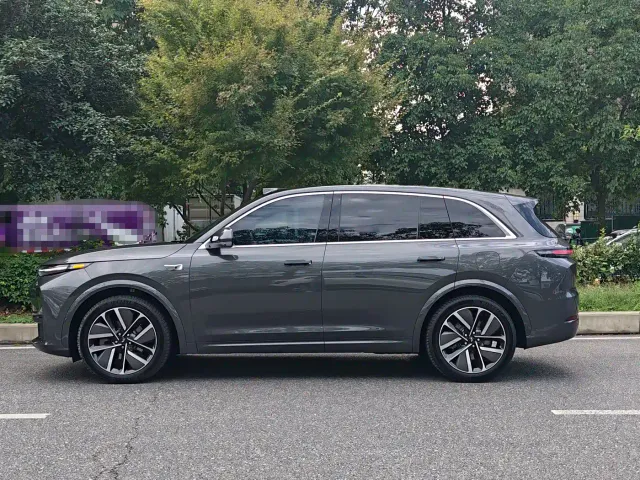 Li Auto L7 — Фото автомобиля 3
