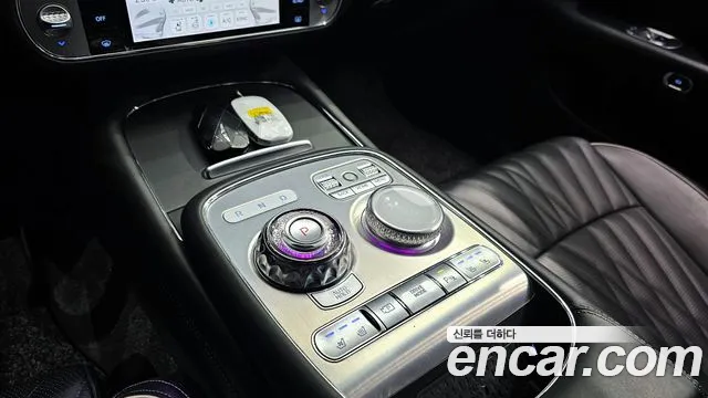 Genesis G90 Бензин 3.5 турбо AWD — Фото автомобиля 9