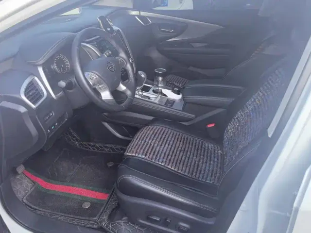 Nissan Murano — Фото автомобиля 9
