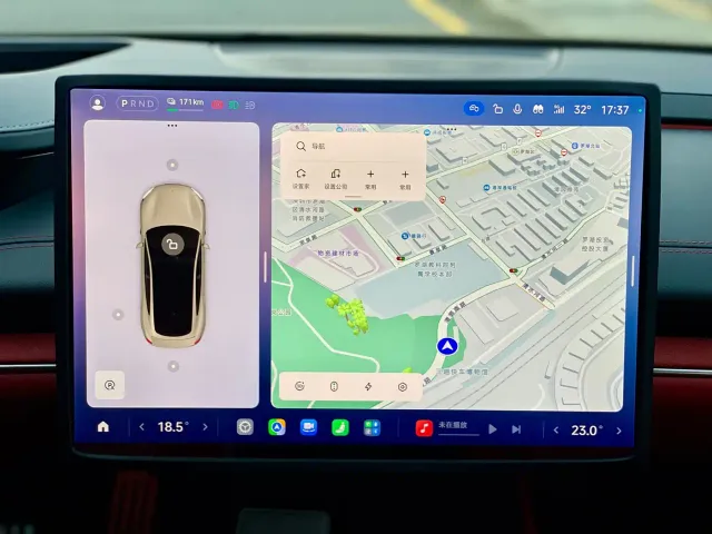 Xiaomi SU7 — Фото автомобиля 16