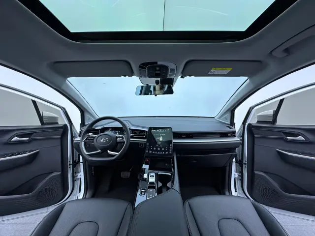 Hyundai Custo — Фото автомобиля 10