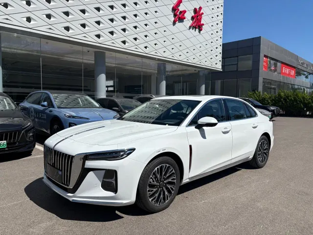 Фотография автомобиля — Hongqi H5
