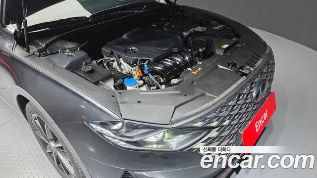 Hyundai Grandeur New — Фото автомобиля 9