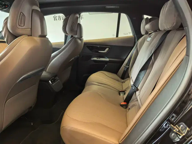Mercedes-Benz EQE SUV — Фото автомобиля 5